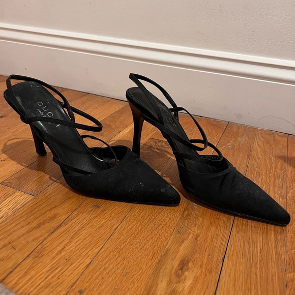 Gucci black pointed heels with double straps. Size 39 - Picture 2 of 4